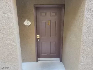 Photo #1: 2647480 Listing 