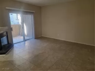 Photo #4: 2647480 Listing 