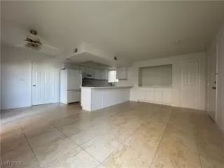 Photo #2: 2647495 Listing 