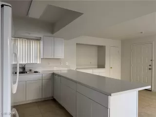 Photo #4: 2647495 Listing 