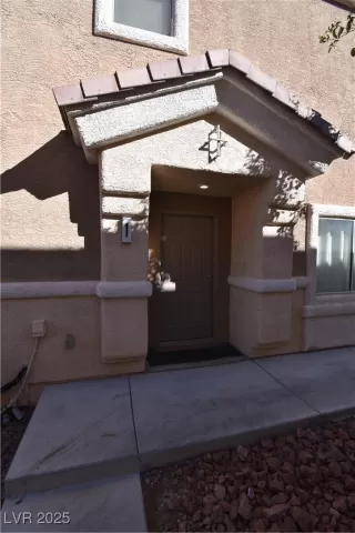 Photo #1: 2647524 Listing 