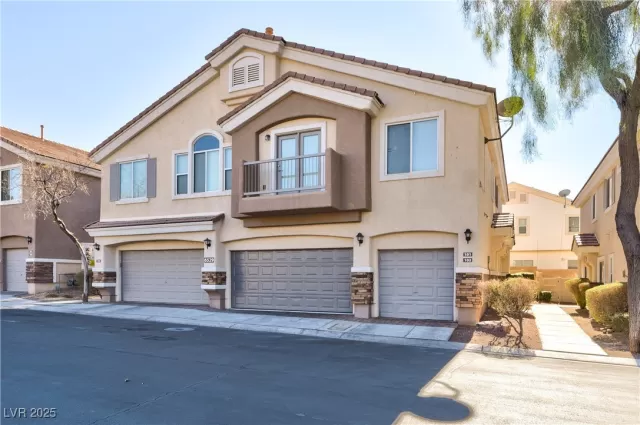 MLS: 2647533 Condo For Sale