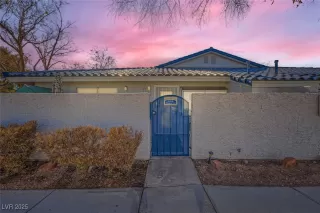 Photo #1: 2647561 Listing