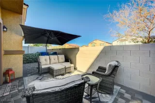 Photo #5: 2647579 Listing