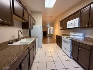 Photo #3: 2647597 Listing