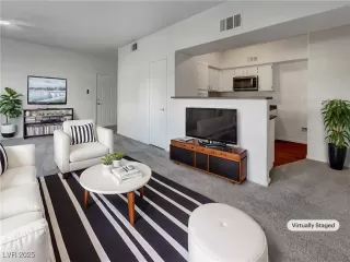 Photo #1: 2647618 Listing 