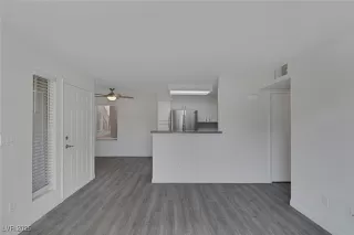 Photo #4: 2647643 Listing 