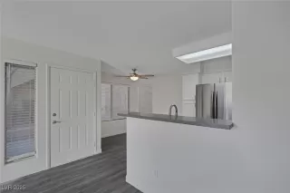 Photo #5: 2647643 Listing 