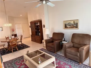 Photo #5: 2647655 Listing