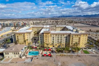 Photo #3: 2647669 Listing