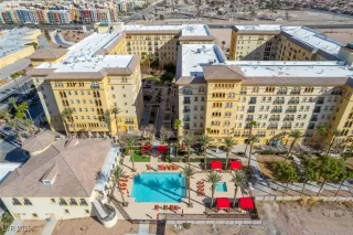 Photo #5: 2647669 Listing