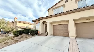 Photo #1: 2647712 Listing