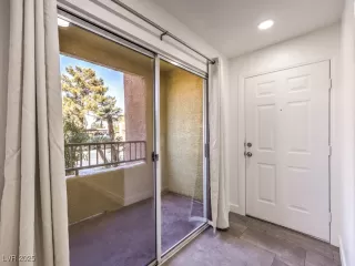 Photo #5: 2647758 Listing 