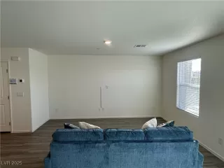 Photo #6: 2647783 Listing 