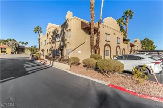 Photo #4: 2647790 Listing