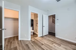 Photo #5: 2647794 Listing