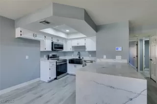 Photo #1: 2647806 Listing