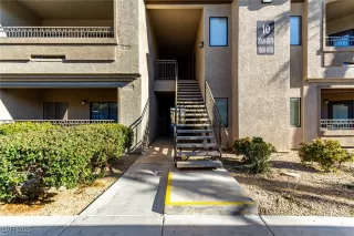 Photo #2: 2647807 Listing