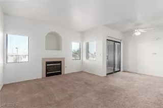 Photo #6: 2647807 Listing