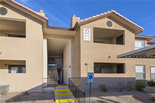 MLS: 2647808 Condo For Sale