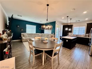 Photo #6: 2647813 Listing 