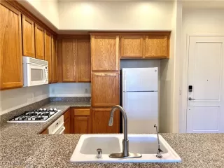 Photo #6: 2647829 Listing 