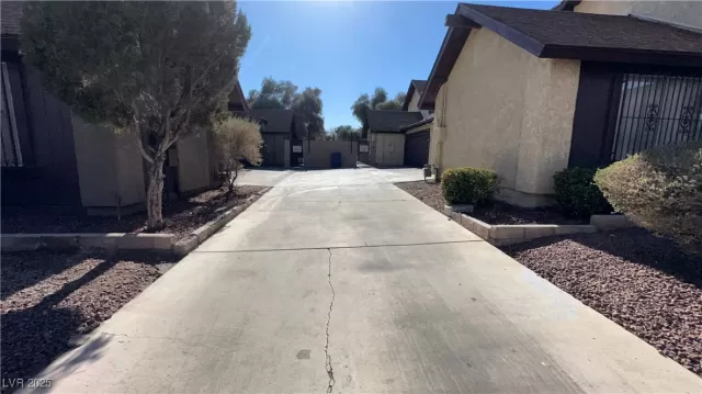 MLS: 2647830 Condo For Sale