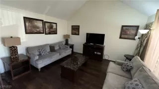 Photo #6: 2647830 Listing 