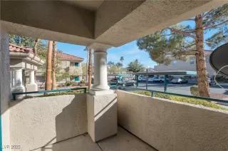 Photo #4: 2647840 Listing 