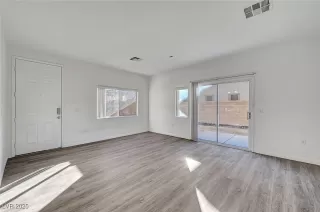 Photo #6: 2647841 Listing 