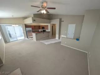 Photo #5: 2647848 Listing 