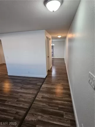 Photo #3: 2647871 Listing 