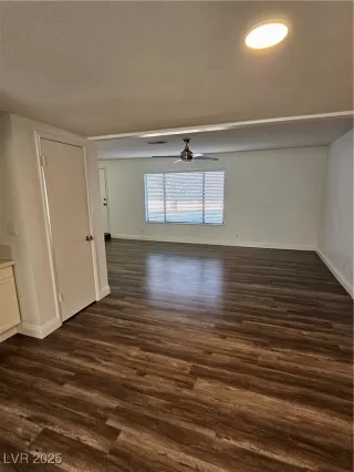 Photo #4: 2647871 Listing 