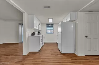 Photo #6: 2647924 Listing