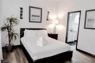 Photo #4: 2647950 Listing 