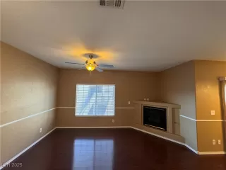 Photo #4: 2647962 Listing 