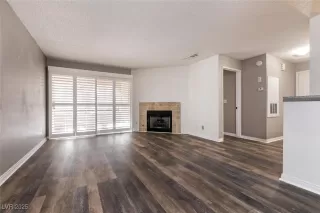 Photo #3: 2647963 Listing 