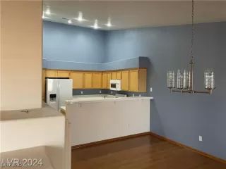 Photo #2: 2647985 Listing 