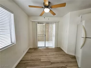 Photo #6: 2648029 Listing 