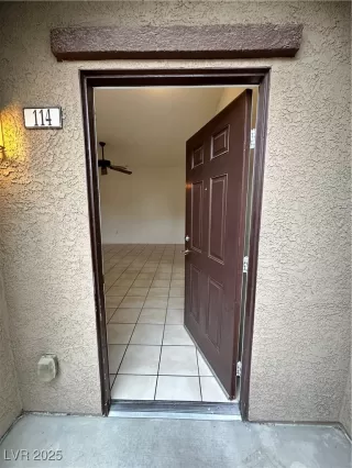 Photo #1: 2648082 Listing 