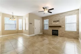 Photo #1: 2648096 Listing