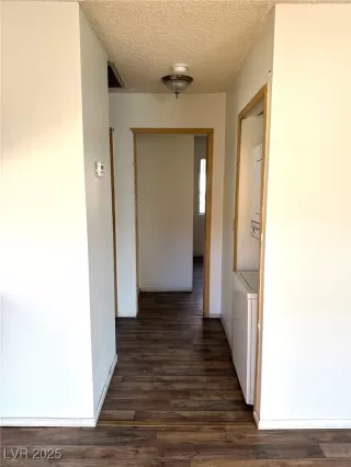 Photo #2: 2648101 Listing 