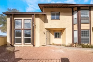 Photo #5: 2648103 Listing