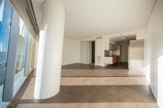 Photo #3: 2648111 Listing 