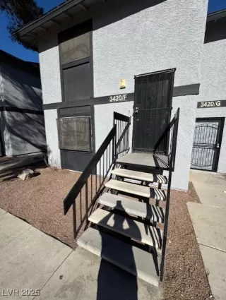 Photo #2: 2648138 Listing 