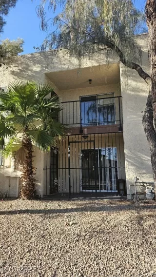 Photo #3: 2648148 Listing 