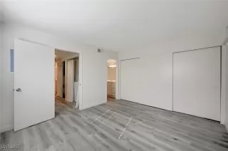 Photo #5: 2648156 Listing 