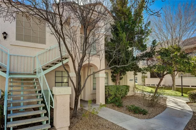 MLS: 2648166 Condo For Sale