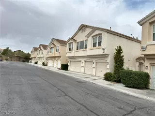 Photo #1: 2648204 Listing