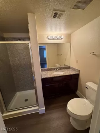 Photo #6: 2648232 Listing